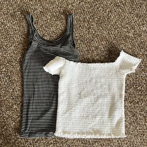 hollister woman’s size s tops